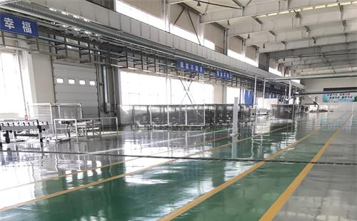 明日大雪：梦得来化工为您打造温暖而坚固的西固环氧地坪