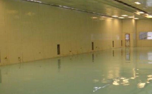 西固自流平环氧地坪中涂