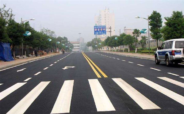 西固标线涂料在西固环氧地坪项目中的选择与应用